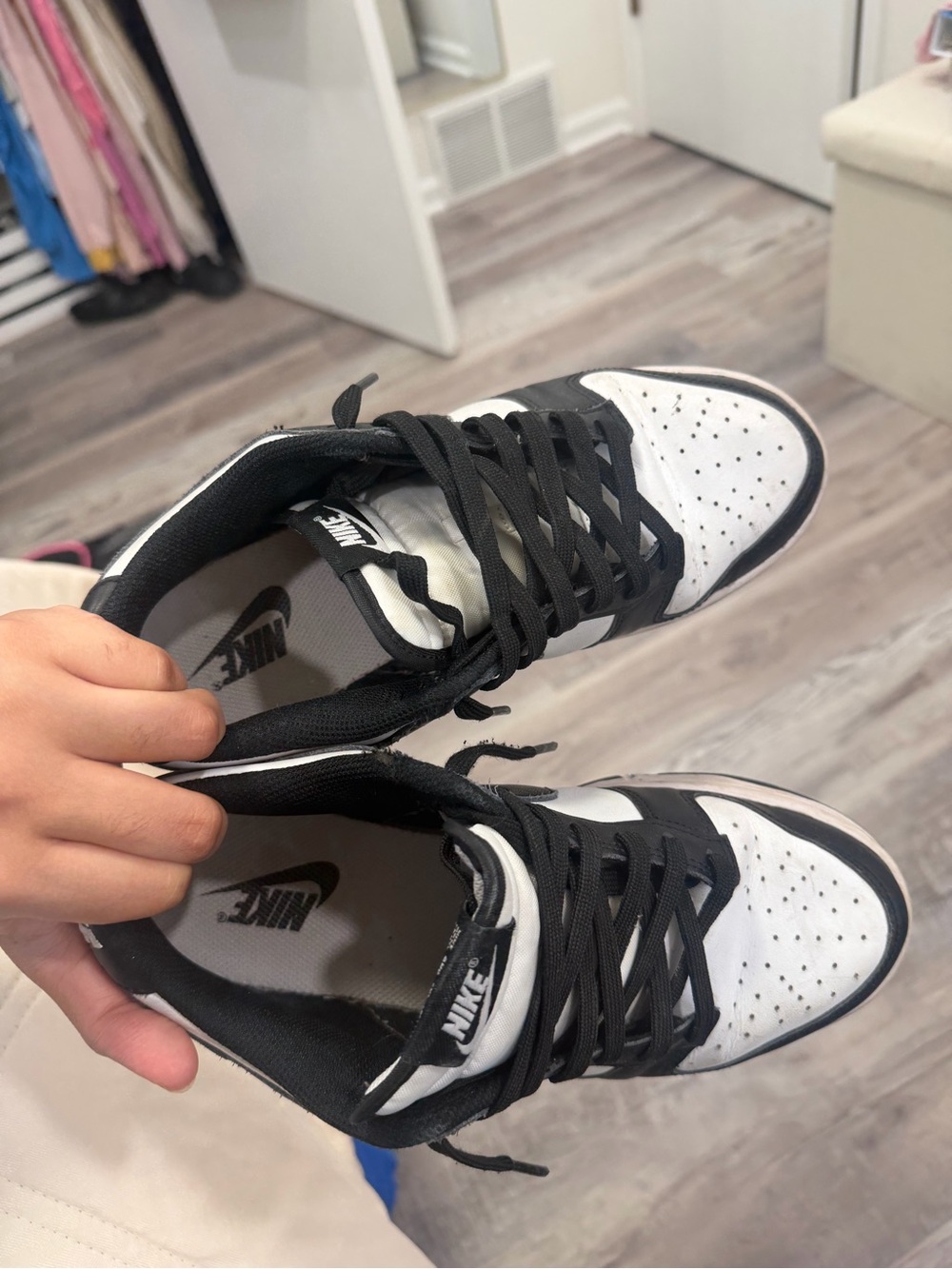 Nike women’s black and white Dunks size 9
